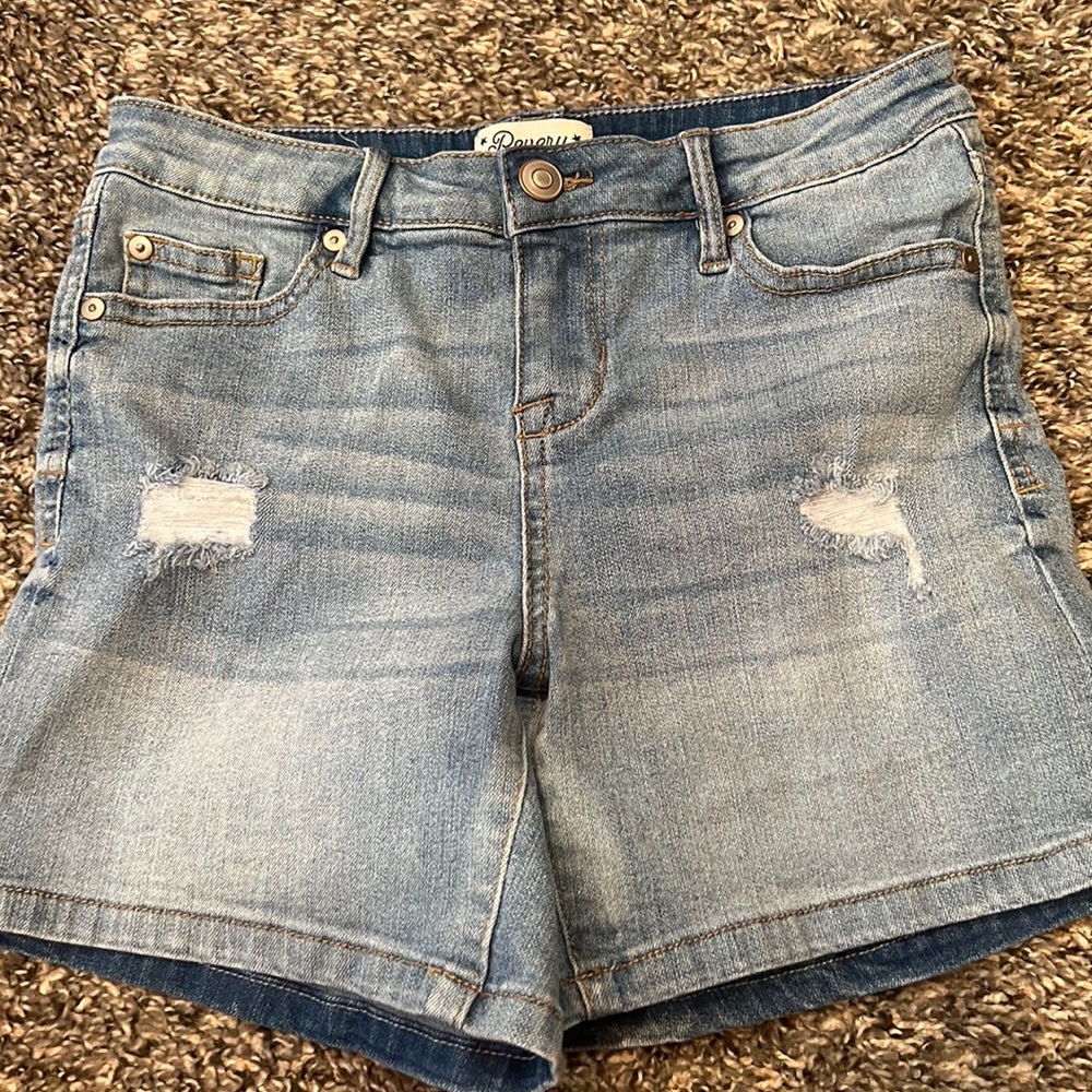 Girls distressed jean shorts. NWOT. Sz 12.